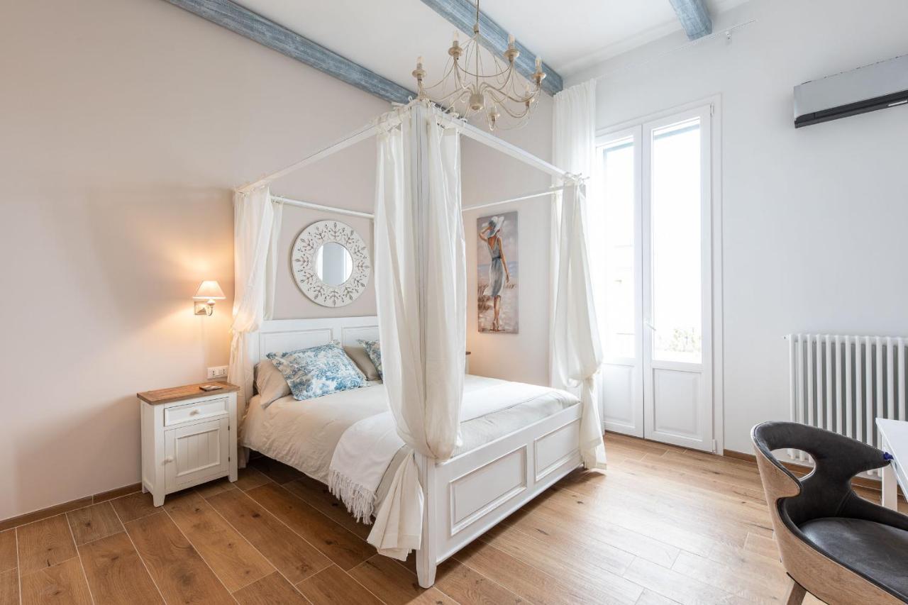 Regina Minor Apartment Monopoli Luaran gambar